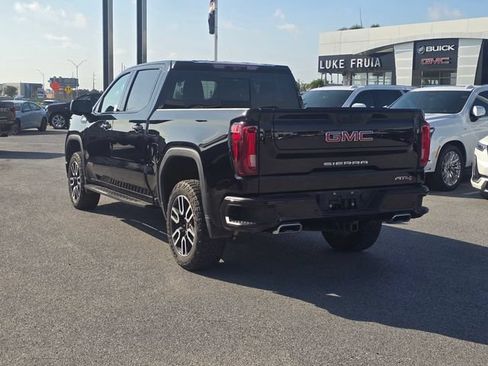 Used 2024 GMC Sierra 1500 AT4 w/ Technology Package AWD/4WD image 7