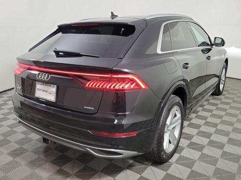 Used 2019 Audi Q8 Premium w/ Convenience Package AWD/4WD image 7