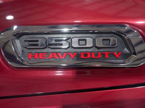 Used 2024 RAM 3500 Limited AWD/4WD image 22