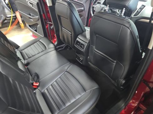 Used 2023 Ford Edge SEL w/ Convenience Package AWD/4WD image 12