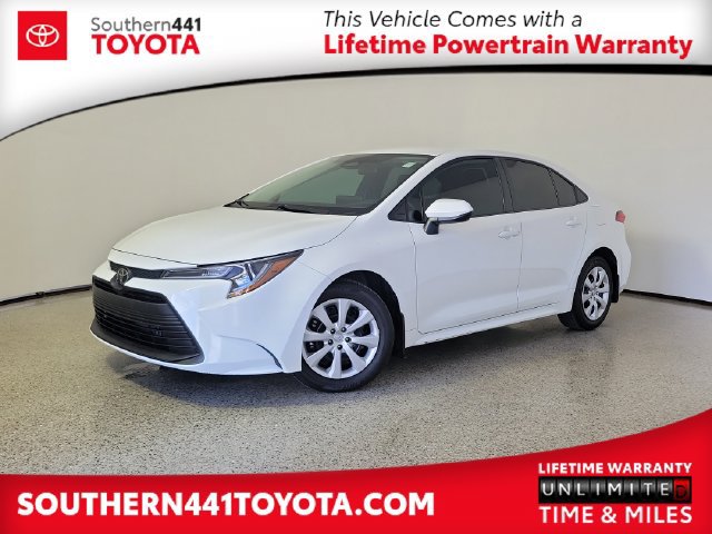 Used 2026 Toyota Corolla LE FWD image 1