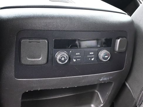 Used 2019 Chevrolet Suburban Premier image 42