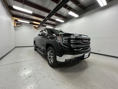 New 2026 GMC Sierra 1500 SLT w/ SLT Premium Package