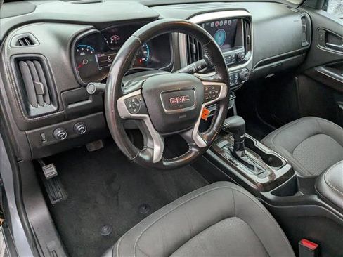 Used 2018 GMC Canyon SLE w/ SLE Convenience Package image 9