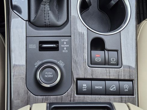 Used 2020 Toyota Highlander Platinum image 15