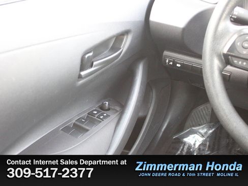 Used 2024 Toyota Corolla LE image 13