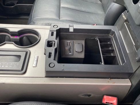 Used 2015 Ford Expedition EL XLT w/ Equipment Group 202A image 16