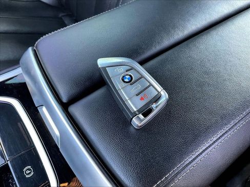 Used 2020 BMW M850i xDrive Coupe w/ Driving Assistance Package AWD/4WD image 34