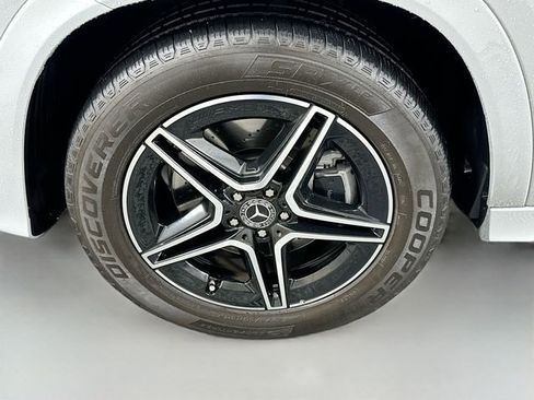 Used 2024 Mercedes-Benz GLE 350 4MATIC w/ AMG Line Exterior image 32