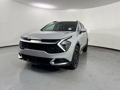 Certified 2023 Kia Sportage SX AWD/4WD image 2