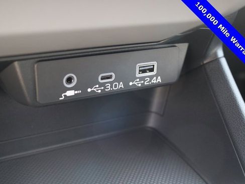 Used 2025 Subaru Crosstrek 2.0i Premium image 22