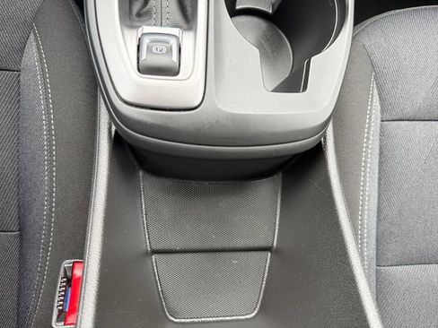 Used 2025 Chevrolet Trax LS image 25