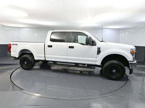 Used 2021 Ford F250 XL w/ Power Equipment Group image 3