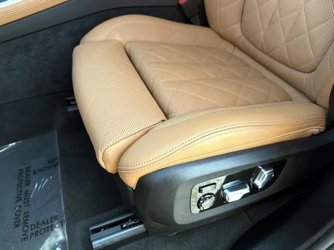 Used 2026 BMW X5 sDrive40i w/ M Sport Package RWD image 17