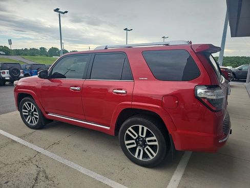 Used 2024 Toyota 4Runner Limited AWD/4WD image 3