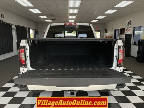 Used 2018 GMC Sierra 1500 Denali w/ Denali Ultimate Package AWD/4WD image 29