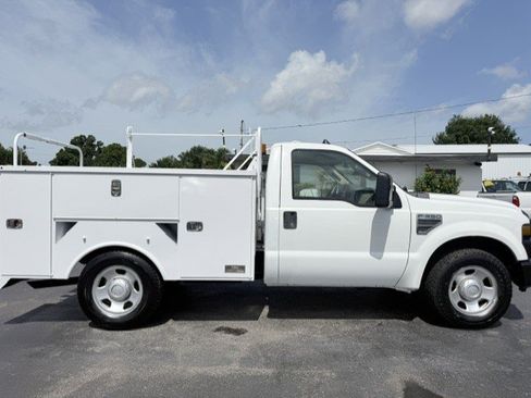 Used 2008 Ford F350 XL RWD image 4