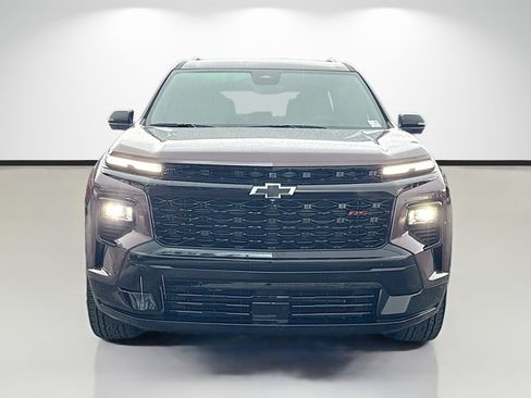 Used 2026 Chevrolet Traverse RS FWD image 8