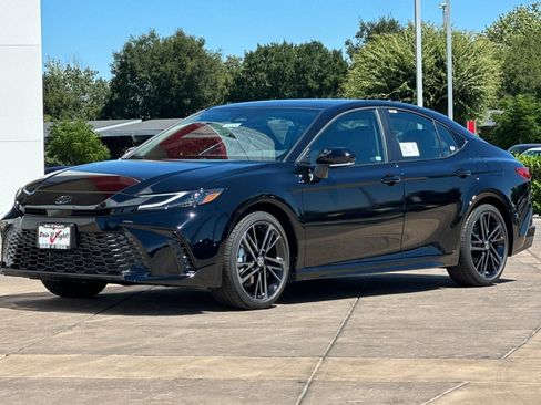 New 2026 Toyota Camry XSE FWD image 12