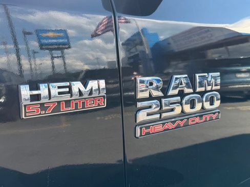 Used 2016 RAM 2500 SLT AWD/4WD image 9