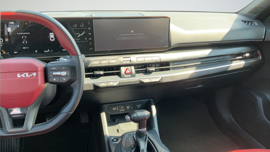 Used 2025 Kia K4 GT-Line w/ GT-Line Premium Package FWD image 8