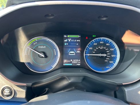 Used 2023 Subaru Crosstrek Hybrid AWD/4WD image 25