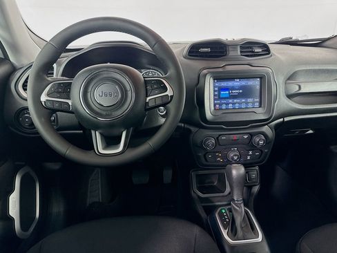 Used 2019 Jeep Renegade Latitude image 21