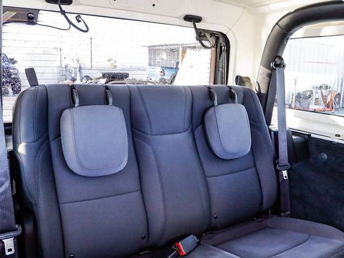 Used 2022 Jeep Wrangler Sport S image 20