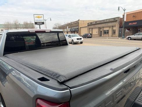 Used 2023 Chevrolet Silverado 1500 LT w/ Z71 Off-Road Package image 21