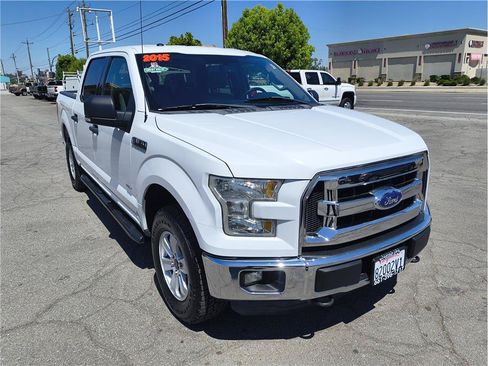 Used 2015 Ford F150 XLT w/ Equipment Group 301A Mid AWD/4WD image 3