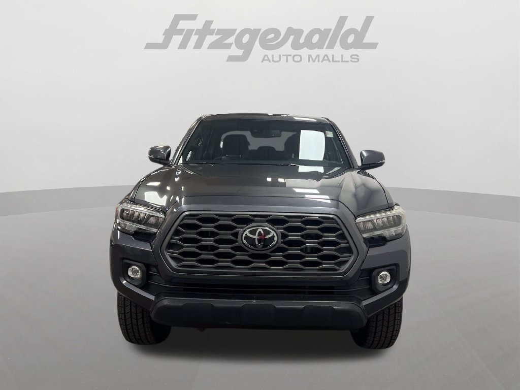 Used 2021 Toyota Tacoma TRD Off-Road AWD/4WD image 9