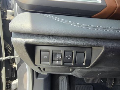 Used 2020 Subaru Outback Touring XT AWD/4WD image 16