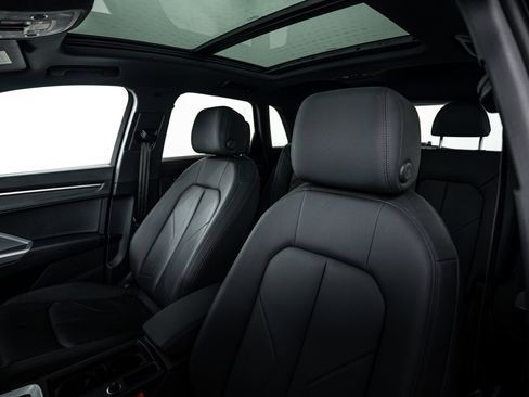 Certified 2022 Audi Q3 2.0T Premium w/ Convenience Package image 12