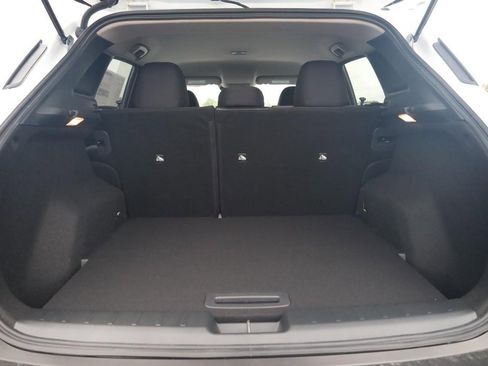 New 2026 Nissan Kicks SV image 7