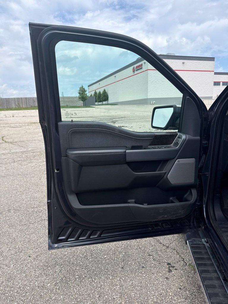 Used 2021 Ford F150 Lariat w/ Equipment Group 502A High AWD/4WD image 14