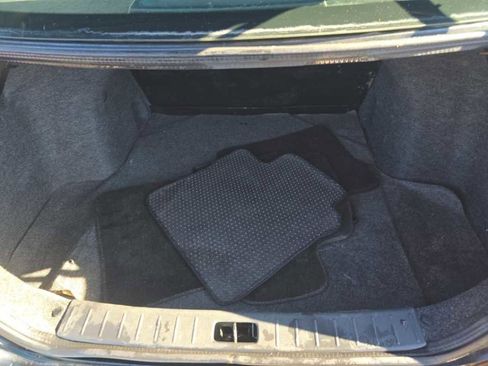 Used 2019 Nissan Versa S image 22