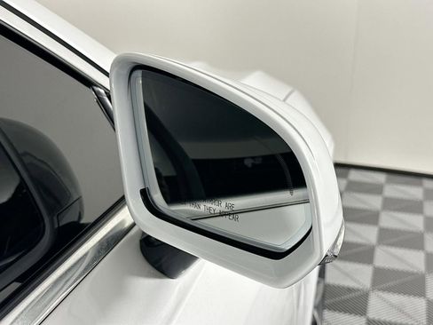 Used 2019 Volvo S90 T5 Momentum image 10