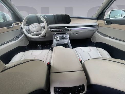 Used 2024 Hyundai Palisade Limited image 12