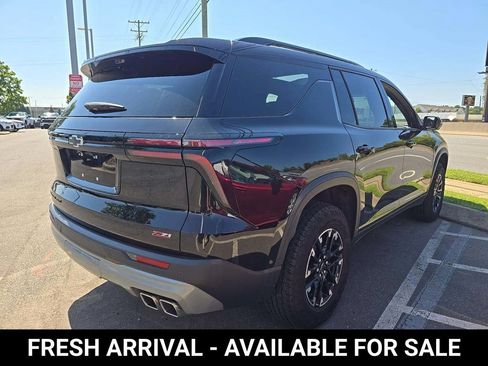 Used 2025 Chevrolet Traverse Z71 w/ Enhanced Driving Package AWD/4WD image 7