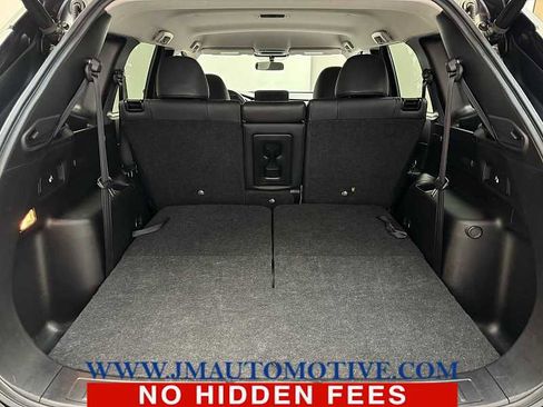 Used 2024 Mitsubishi Outlander SE image 18