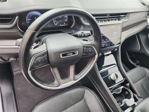 Used 2021 Jeep Grand Cherokee L Limited image 10