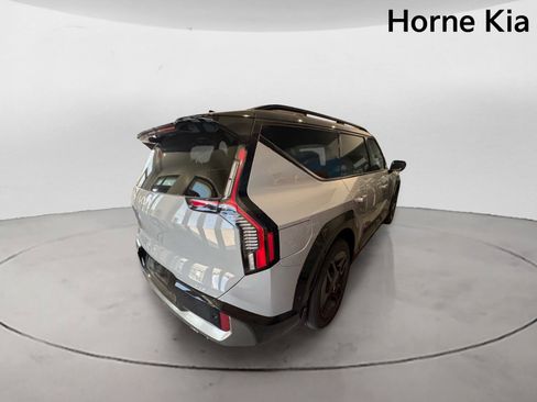 New 2026 Kia EV9 GT-Line AWD/4WD image 4