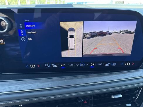 New 2026 Chevrolet Tahoe Premier image 18