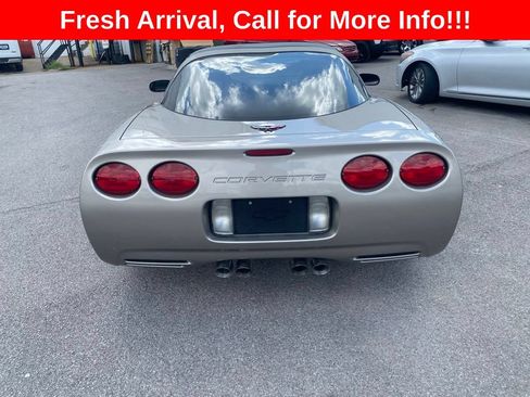 Used 1998 Chevrolet Corvette Coupe w/ Memory Pkg RWD image 21