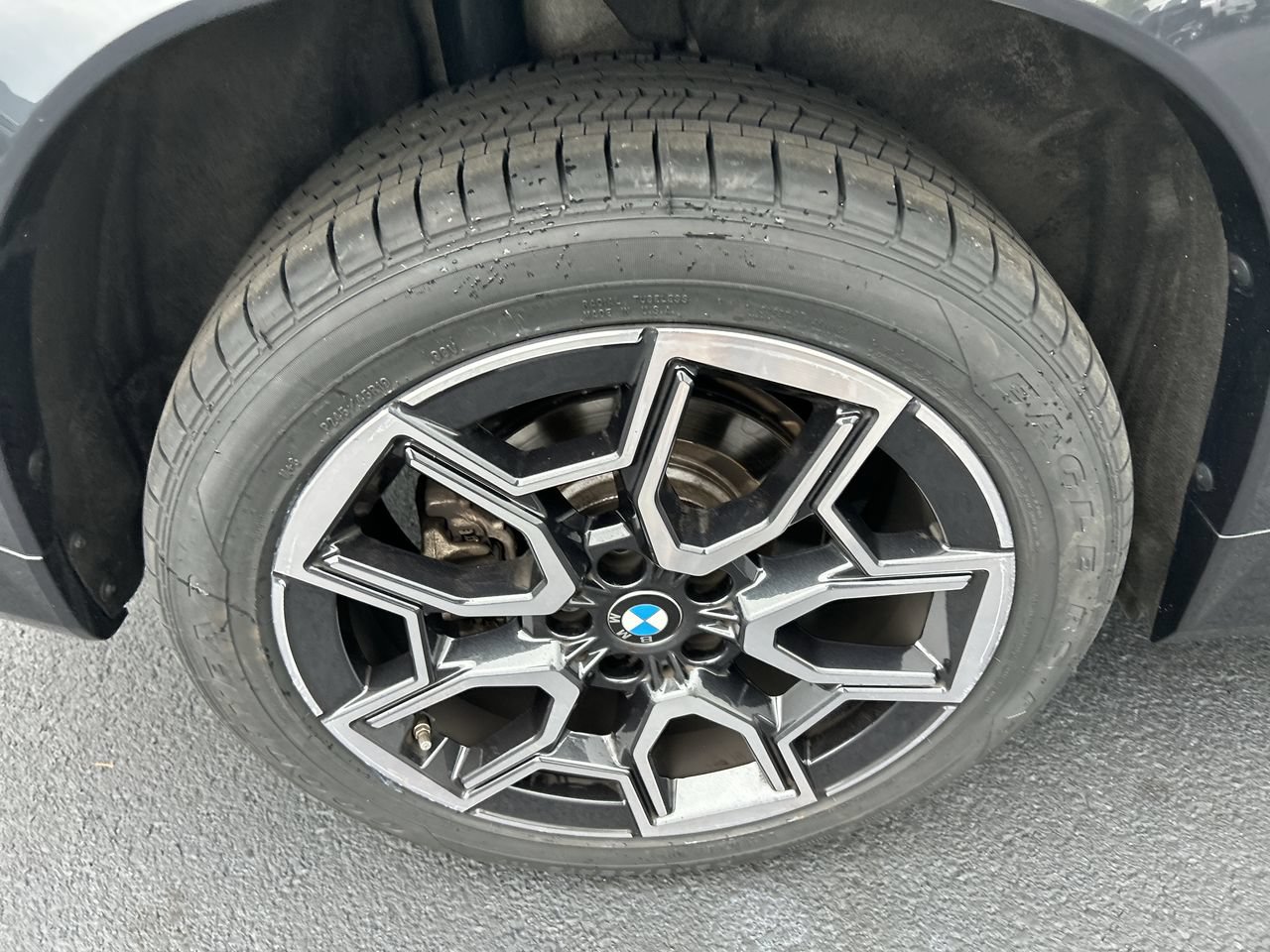 Used 2025 BMW X1 xDrive28i w/ Convenience Package AWD/4WD image 9