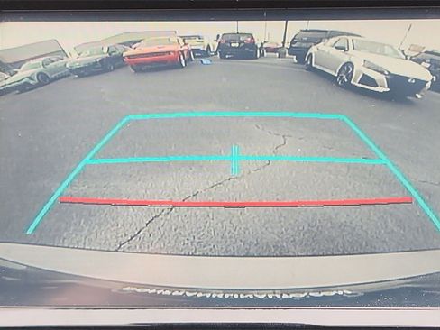 Used 2019 Toyota Camry LE image 21