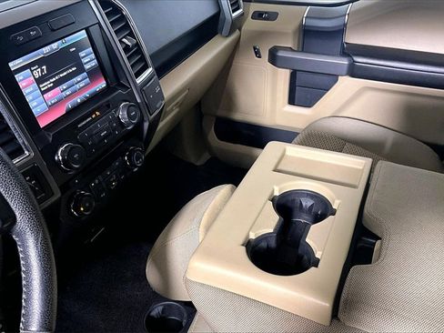 Used 2015 Ford F150 XLT w/ Equipment Group 302A Luxury image 10