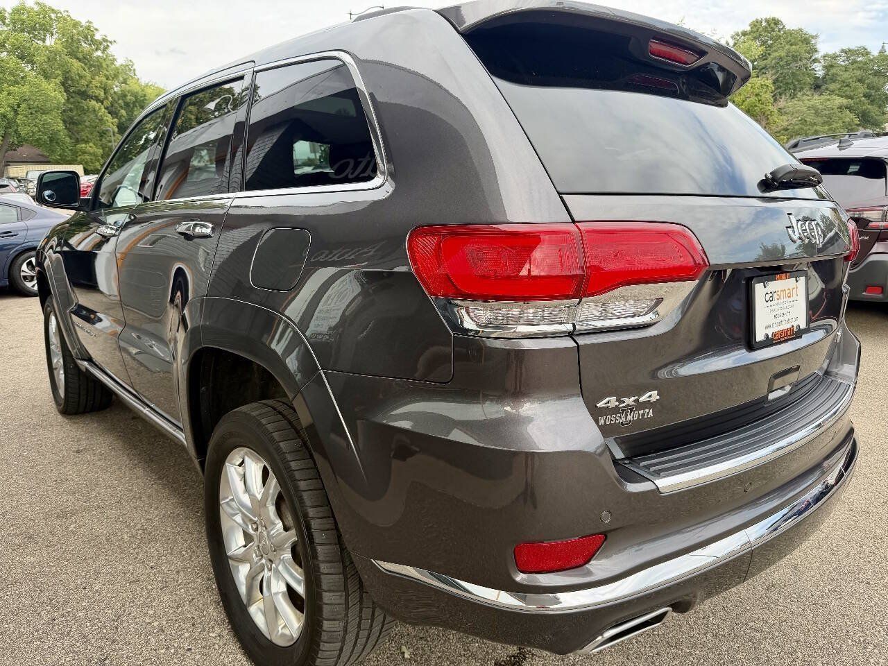 Used 2016 Jeep Grand Cherokee Summit AWD/4WD image 7
