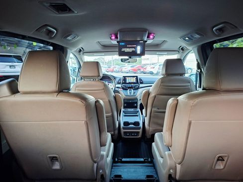 Used 2018 Honda Odyssey EX-L image 8