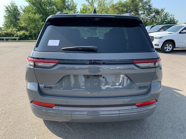 New 2027 Jeep Grand Cherokee Summit AWD/4WD image 3
